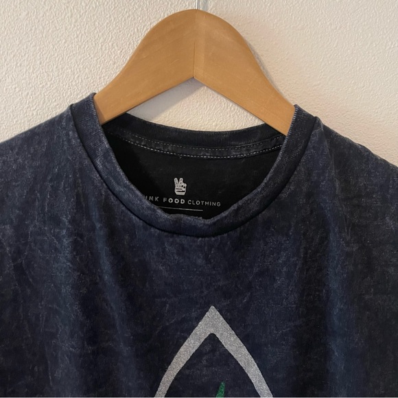 Pink Floyd Junk Food The Dark Side of the Moon Black Acid Wash Tee NWOT-XL - Picture 3 of 8